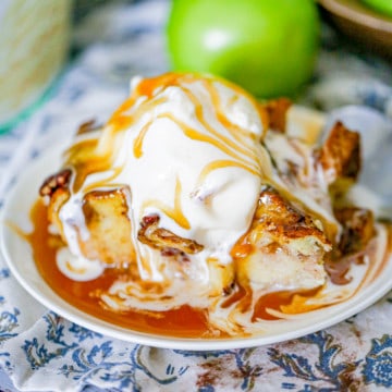 Easy Apple Bread Pudding