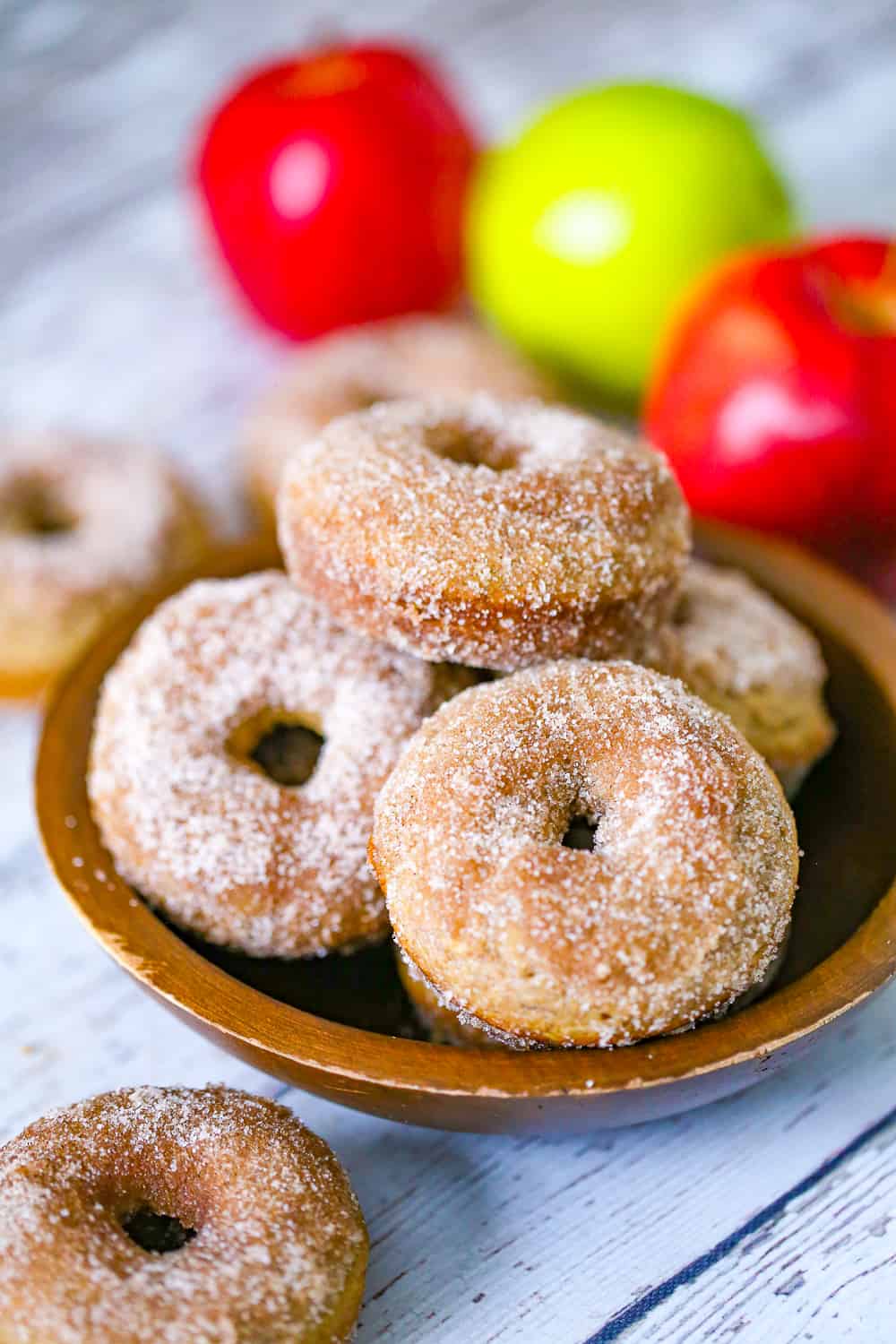 baked apple donuts