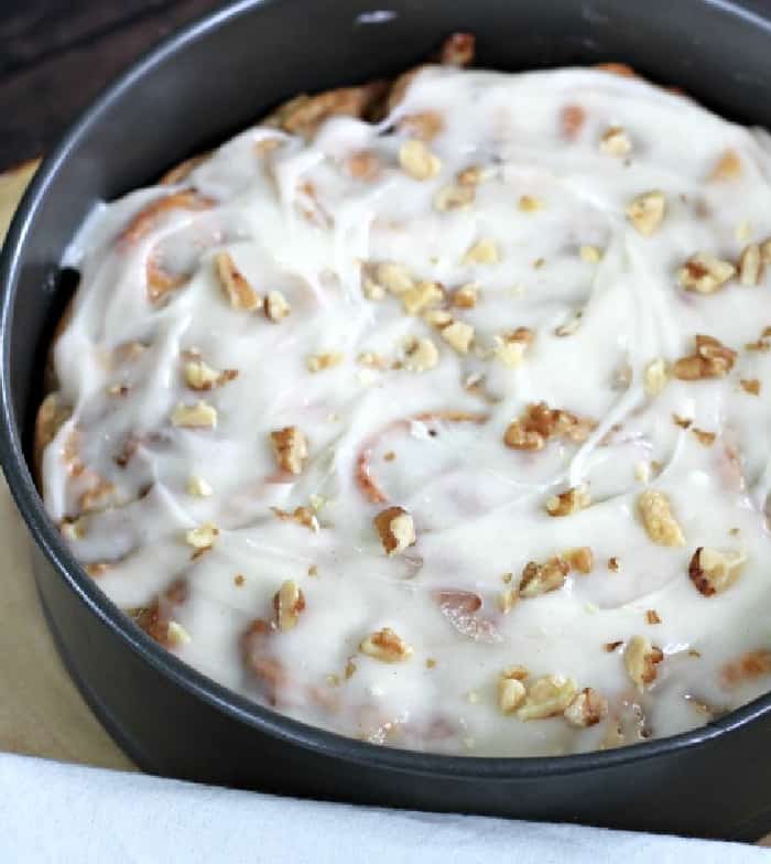 BANANA BREAD CINNAMON ROLLS