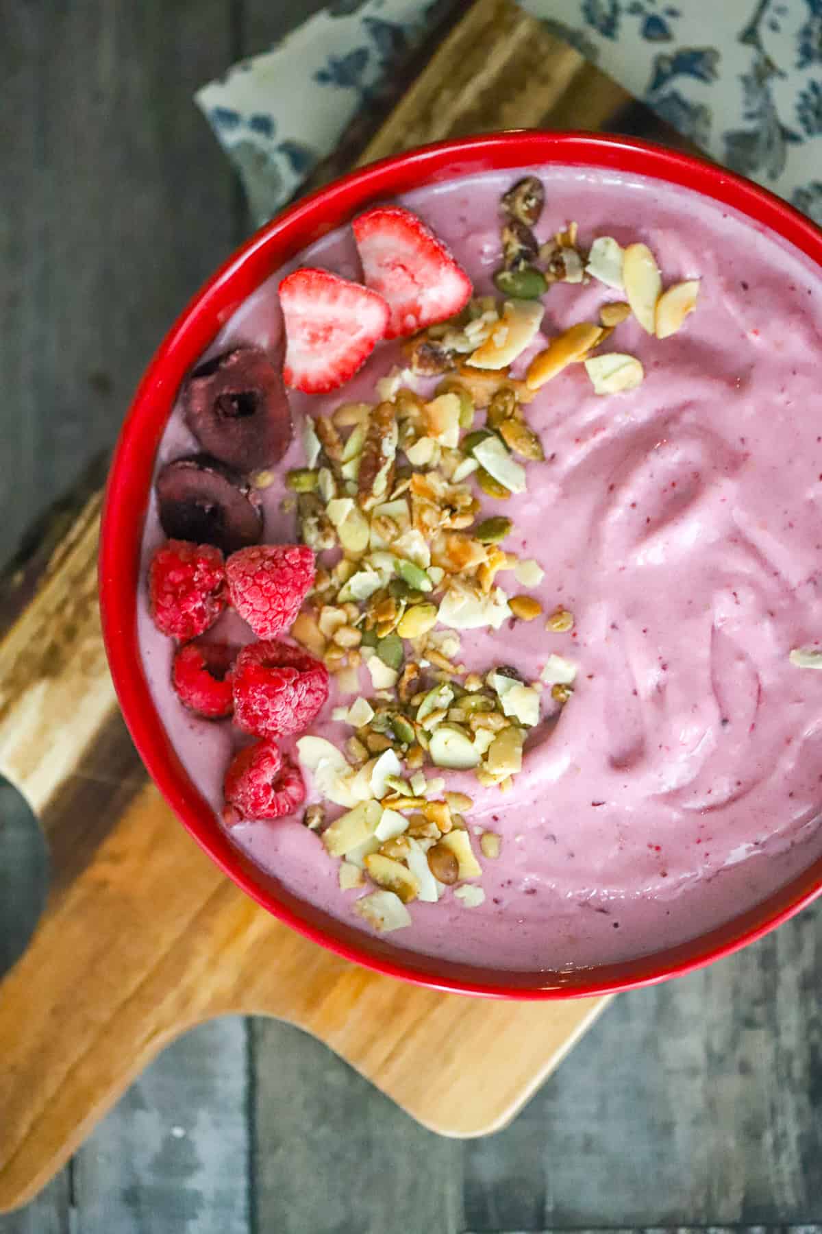 Triple Berry Yogurt Smoothie Bowl