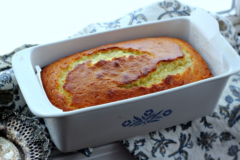 Vanilla Greek Yogurt & Olive Oil Pound Cake
