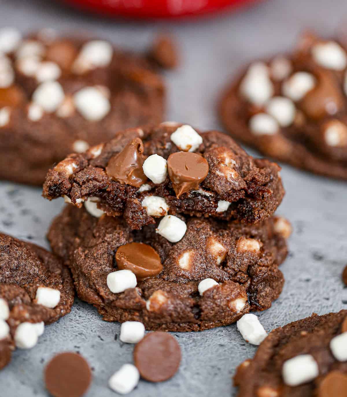 Hot Chocolate Marshmallow Cookies
