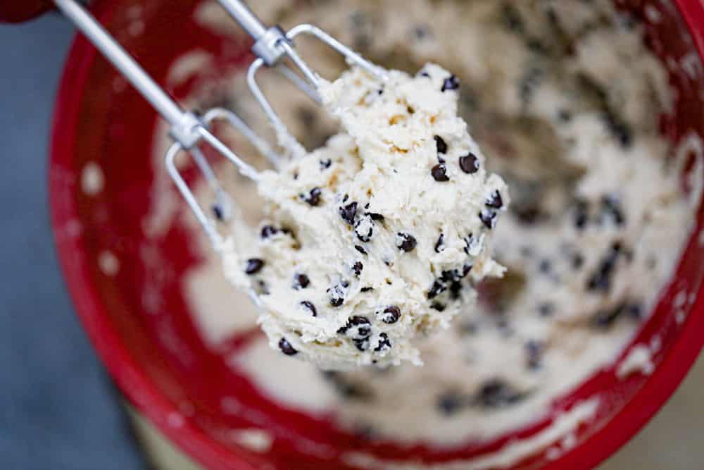 chocolate chip frosting