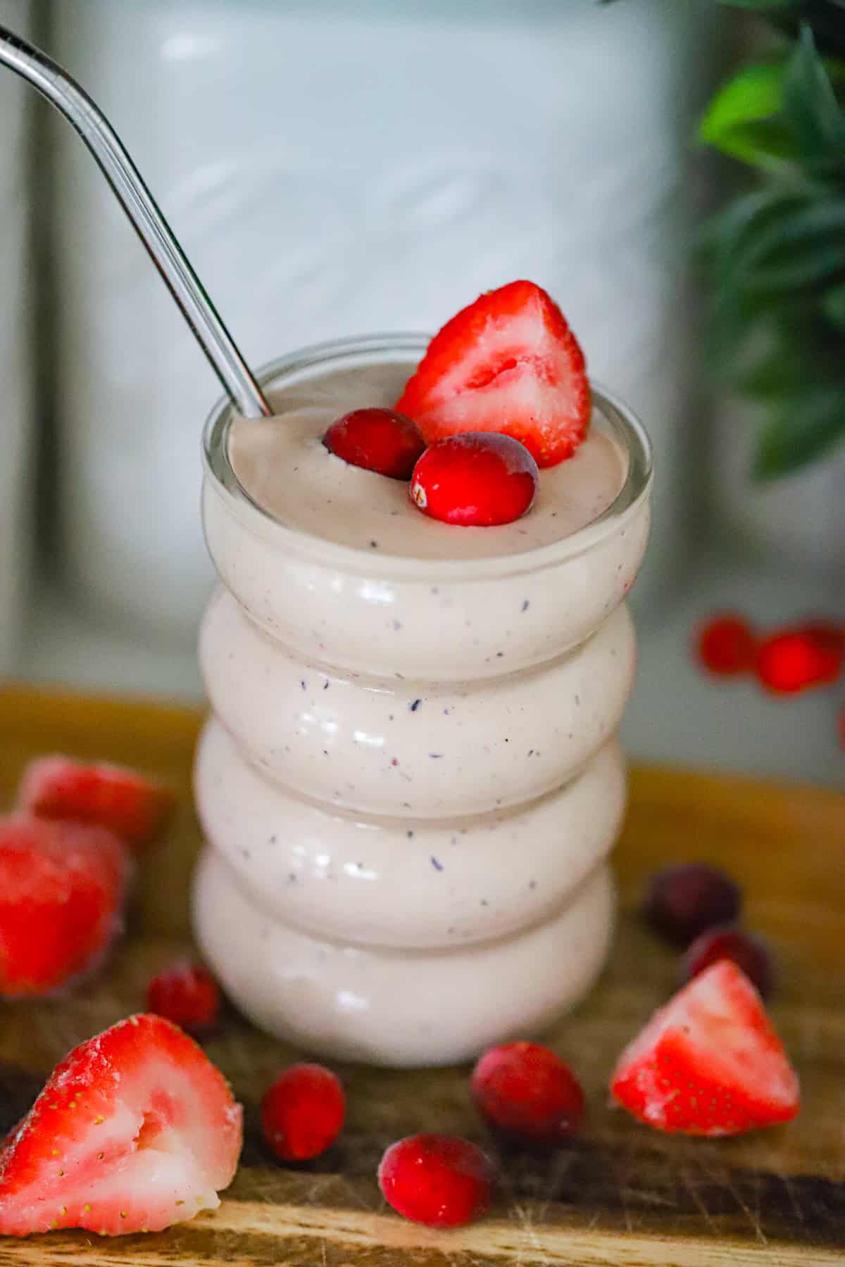 Bright + Anti‑Inflammatory Cranberry Strawberry Smoothie Boost