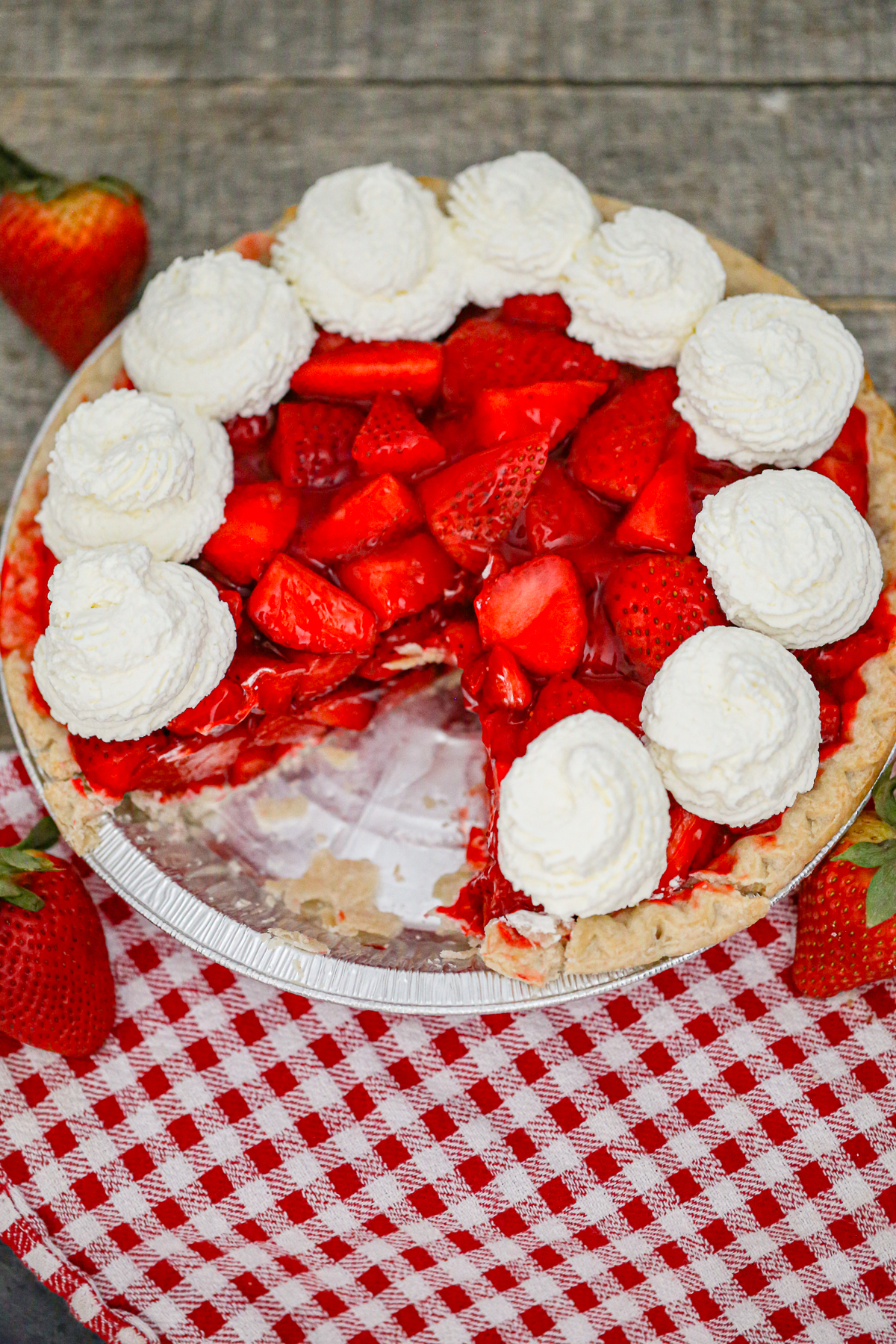 fresh strawberry pie
