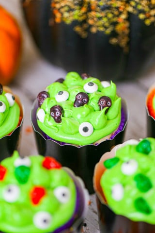 3 Easy Halloween Cupcake Ideas