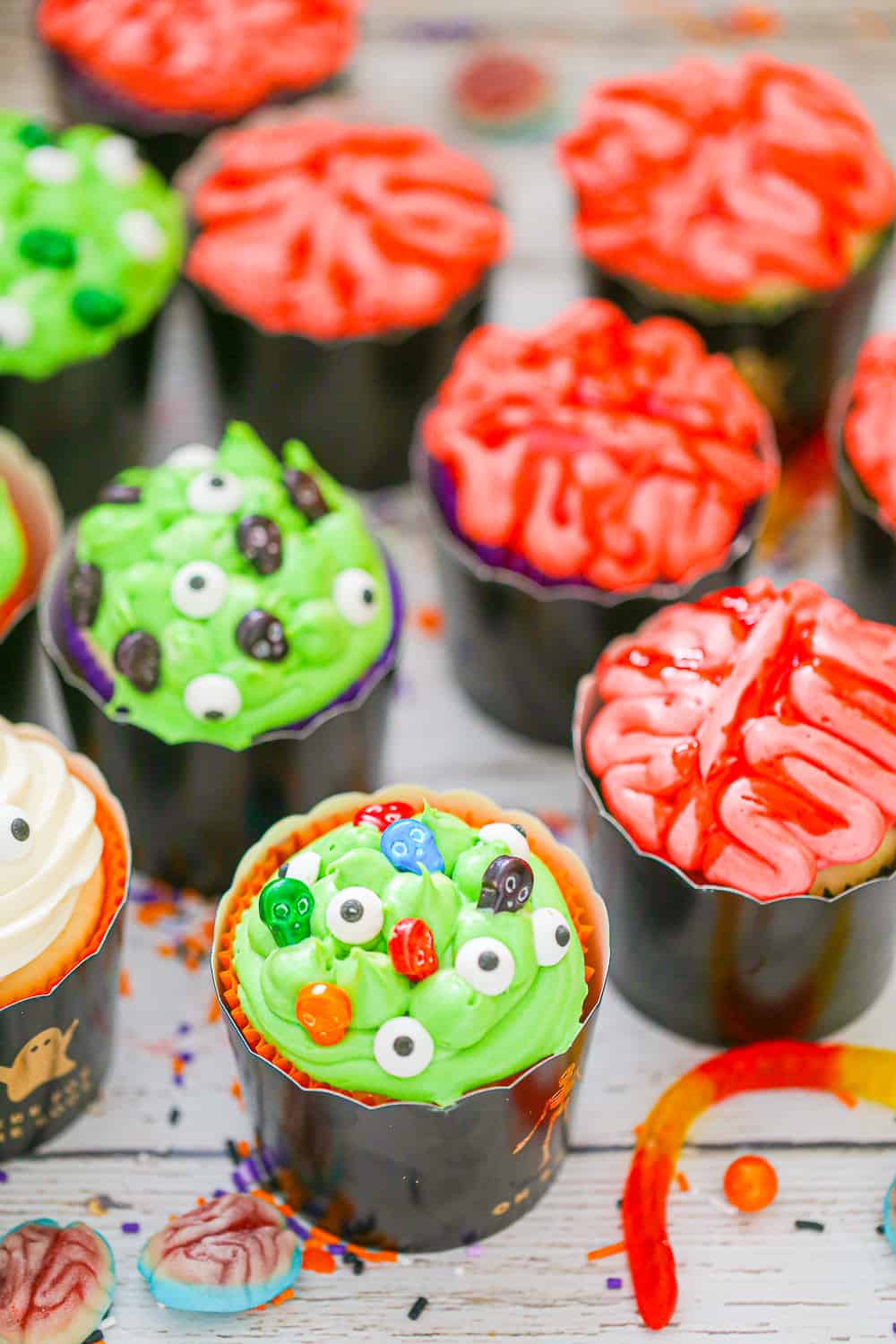 Easy Halloween Ghost Cupcake Ideas for Halloween party