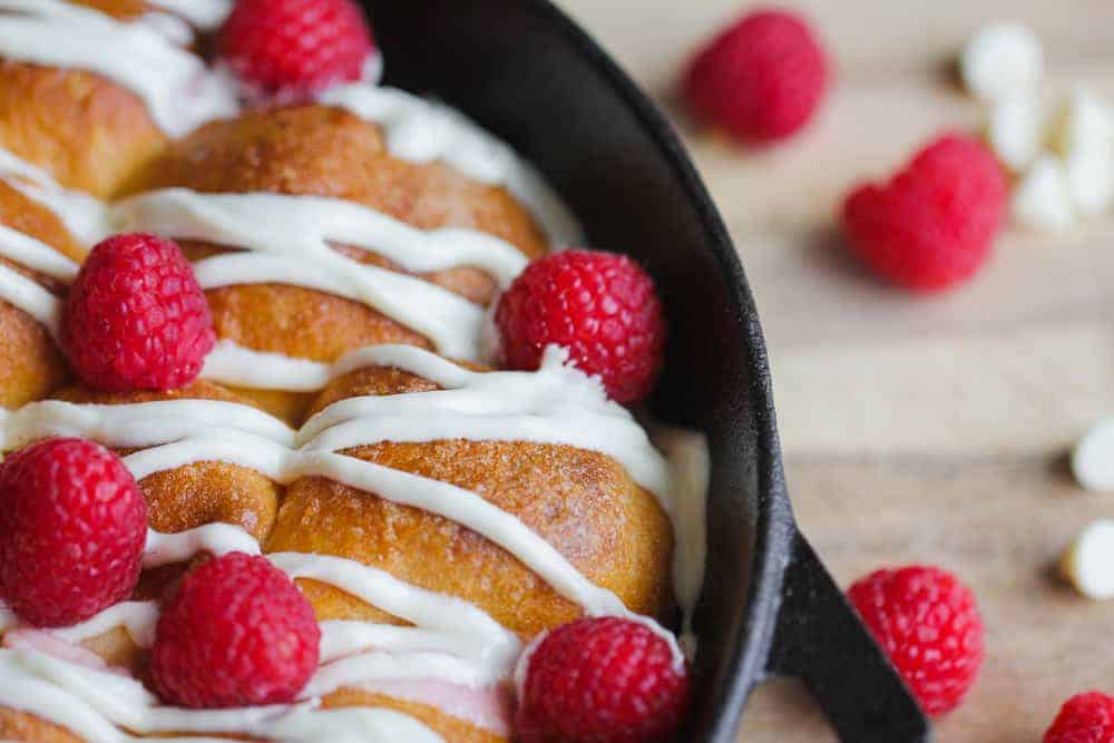 Skillet Raspberry-White Chocolate Pull-Apart Rolls