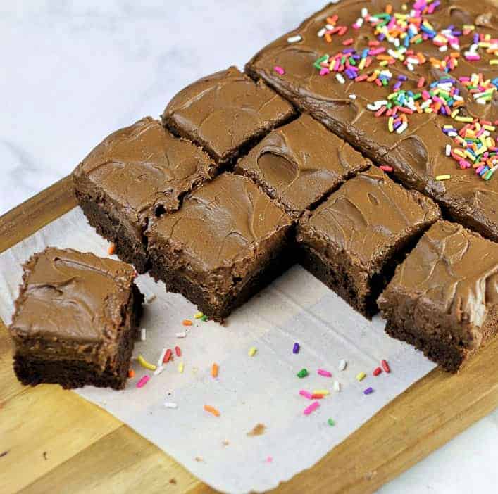 cut brownies