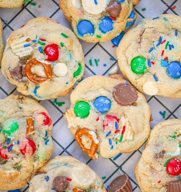 Santa's Christmas Trash Cookies