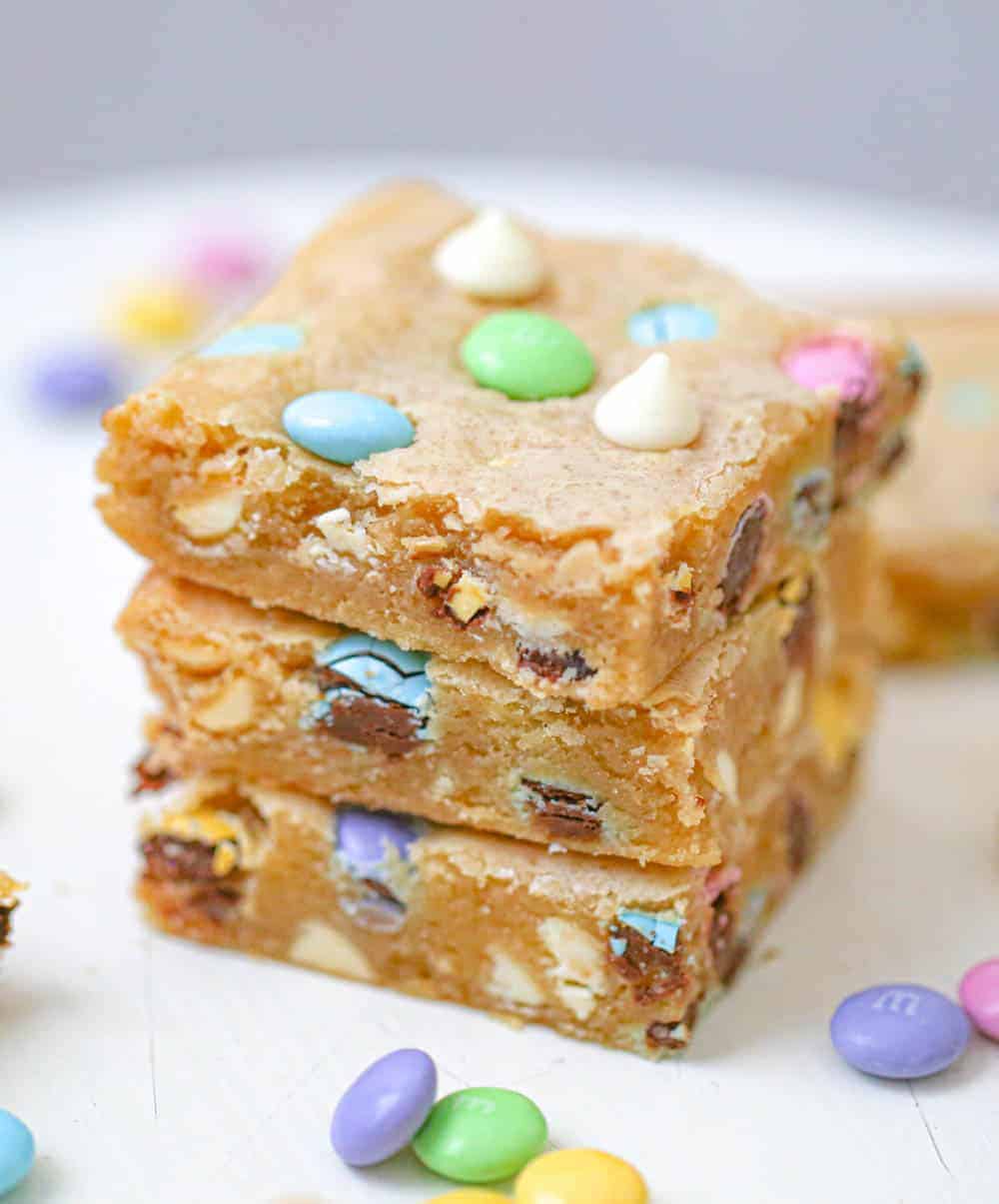 Easter M&M Chocolate Chip Blondies
