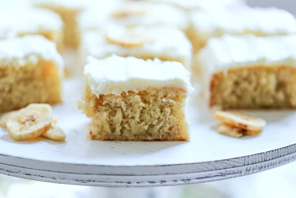 Yummy Sour Cream Banana Bars - dessert recipes to use up greek yogurt