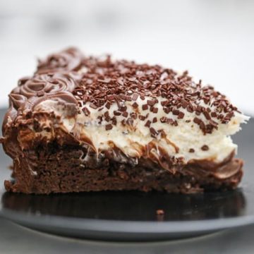 Awesome Chocolate Brownie Cheesecake Dessert