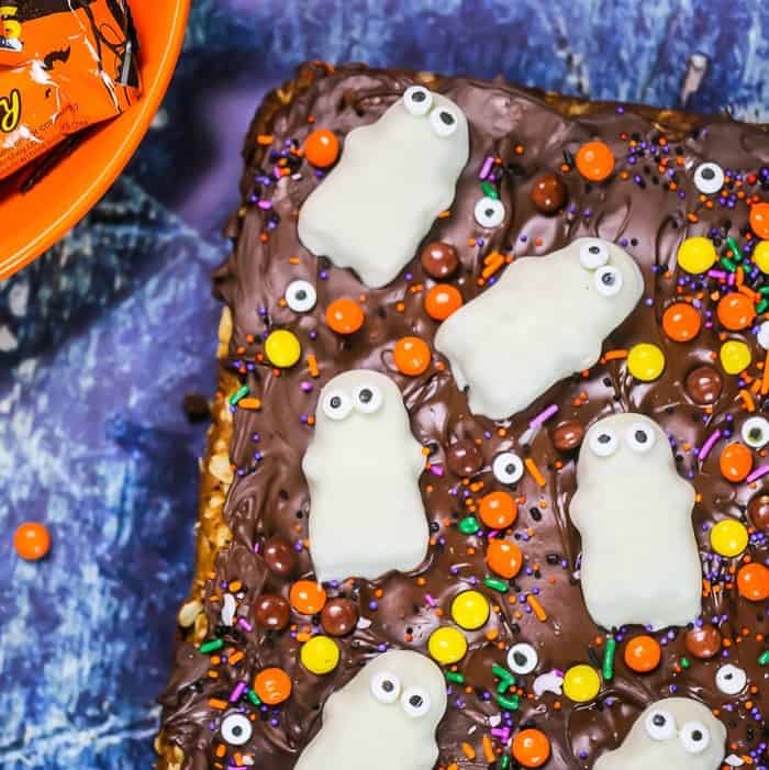 Flourless Halloween Reese's Cookie Bars
