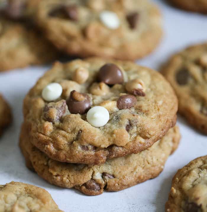 Ultimate Oatmeal Chocolate Chip Cookies