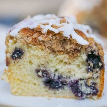 Wild Berry Streusel Crumble Coffee Cake