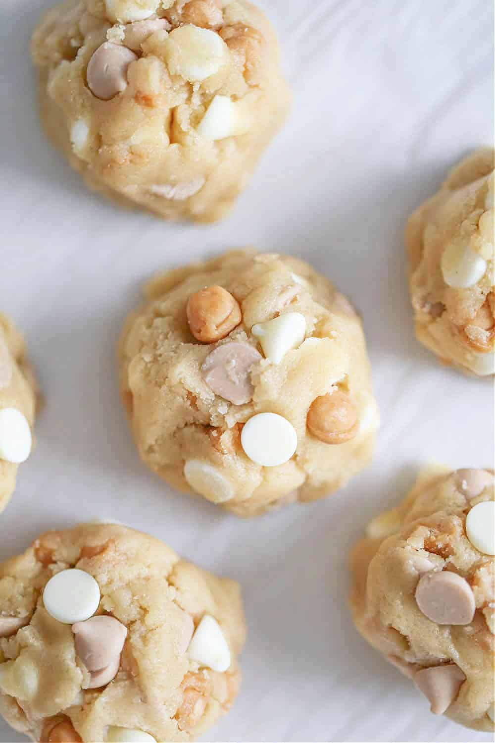 Salted Caramel White Chocolate Cookies
