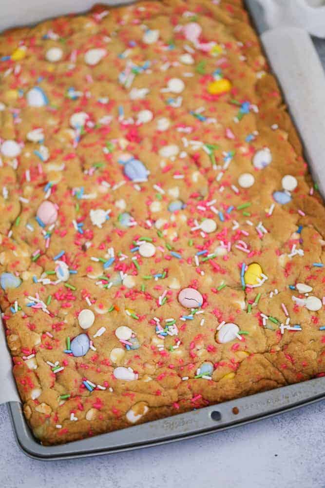 20 Amazing Easter Brunch Desserts You'll Rise For!