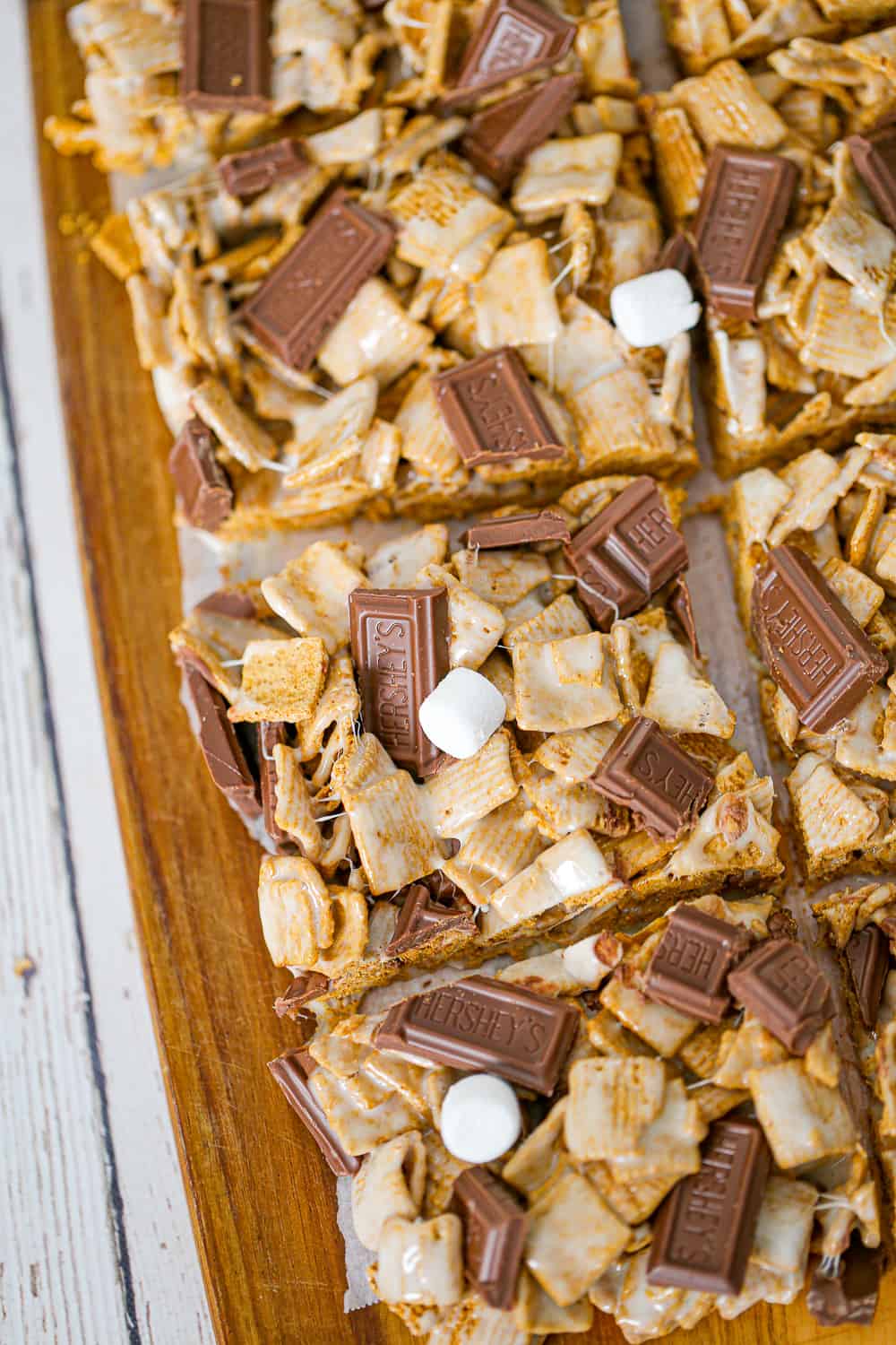 slices of S&rsquo;mores Graham Cereal Bars