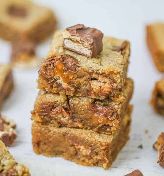 Ultimate Snickers Peanut Butter Blondies