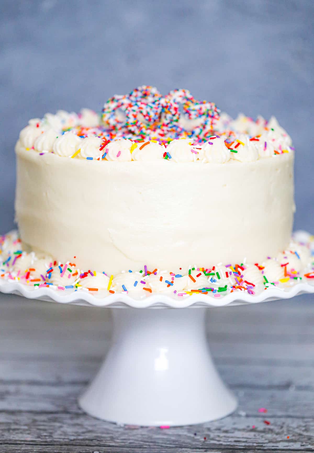 vanilla cake with sprinkles
