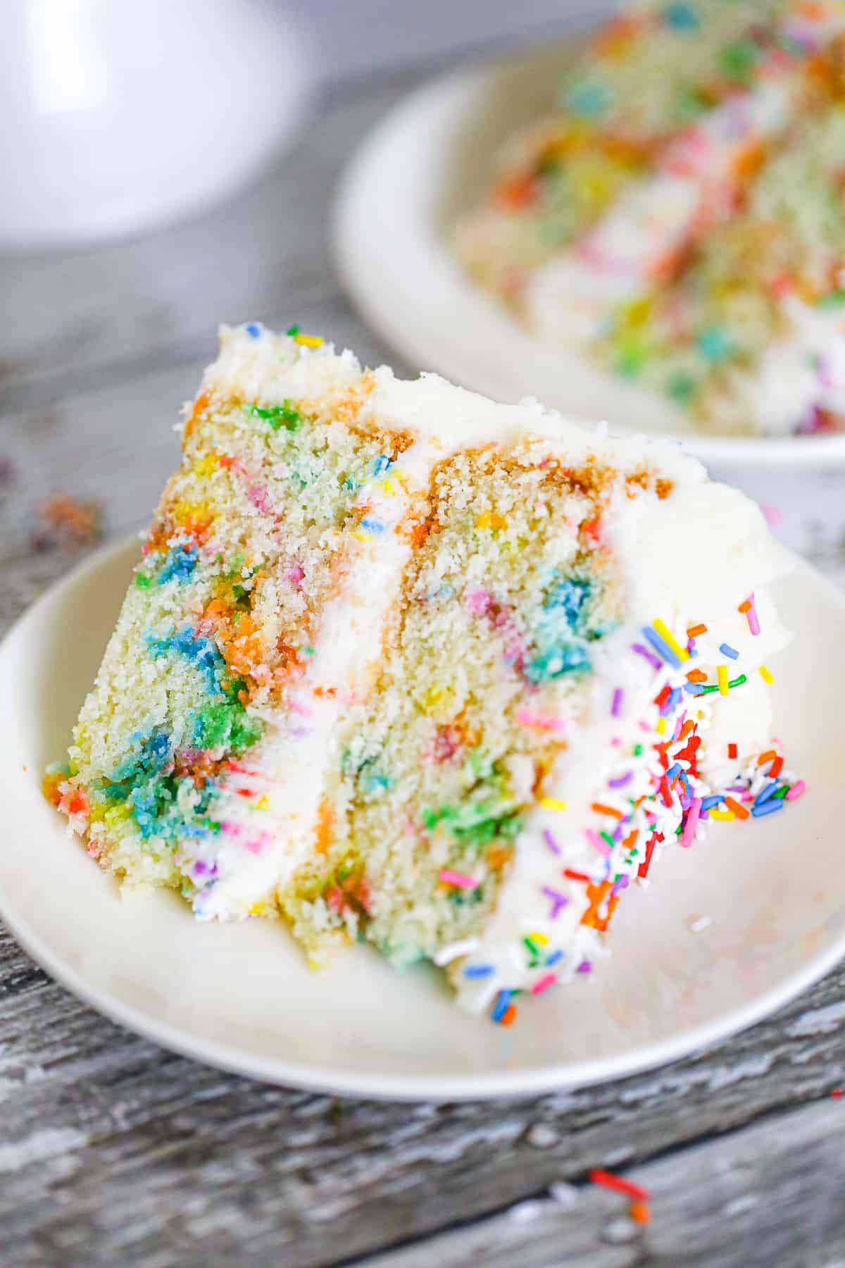 vanilla cake with sprinkles