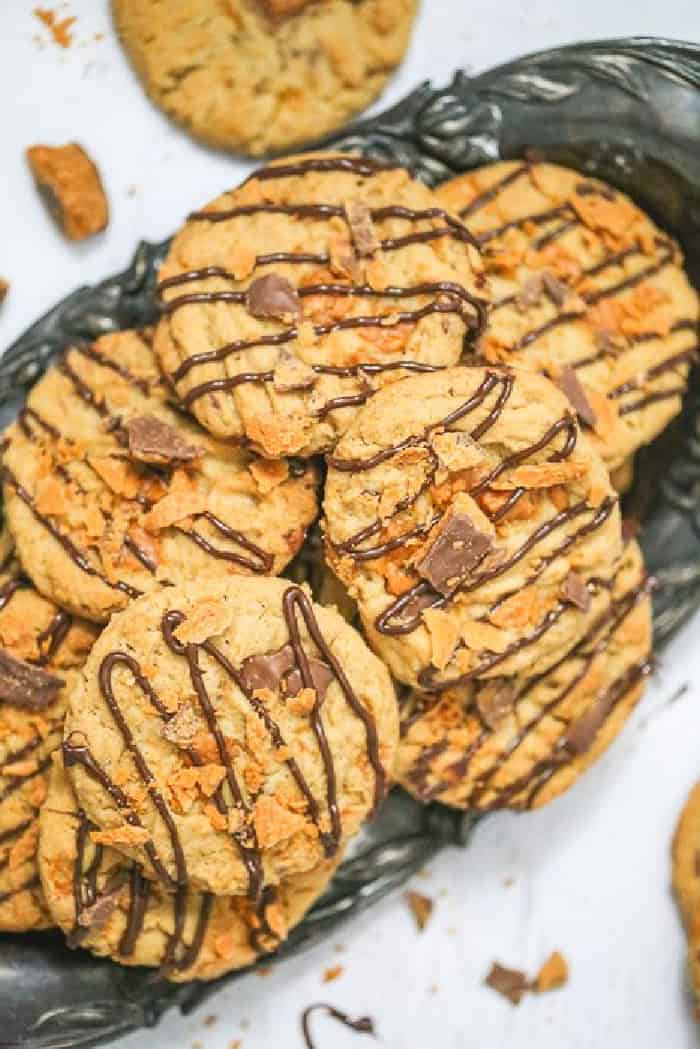 Butterfinger Peanut Butter Cookies recipe