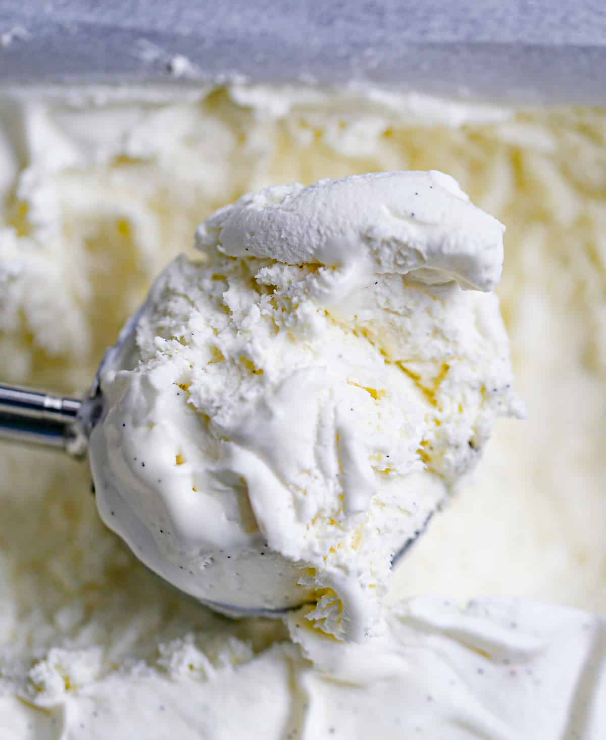 Cinnamon Cheesecake Ice Cream