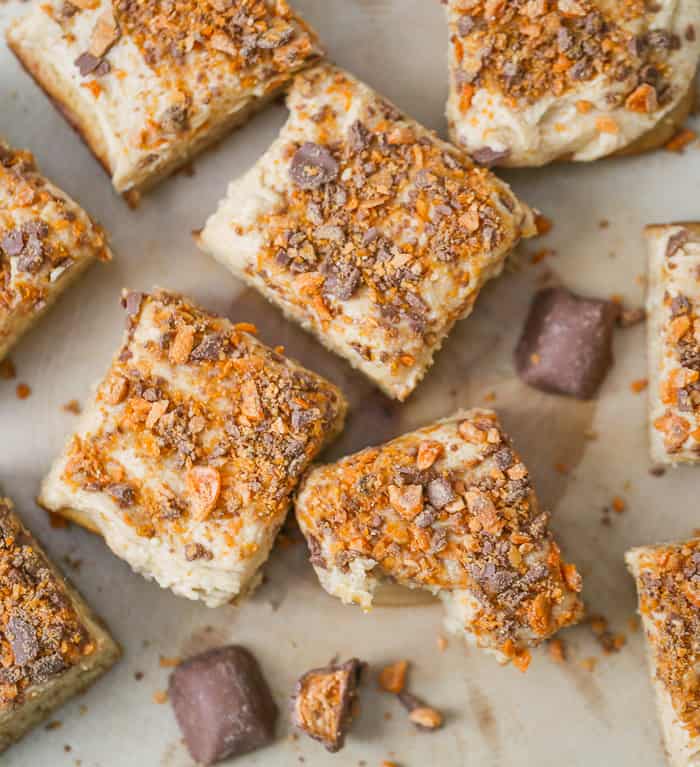 Butterfinger Peanut Butter Snack Cake
