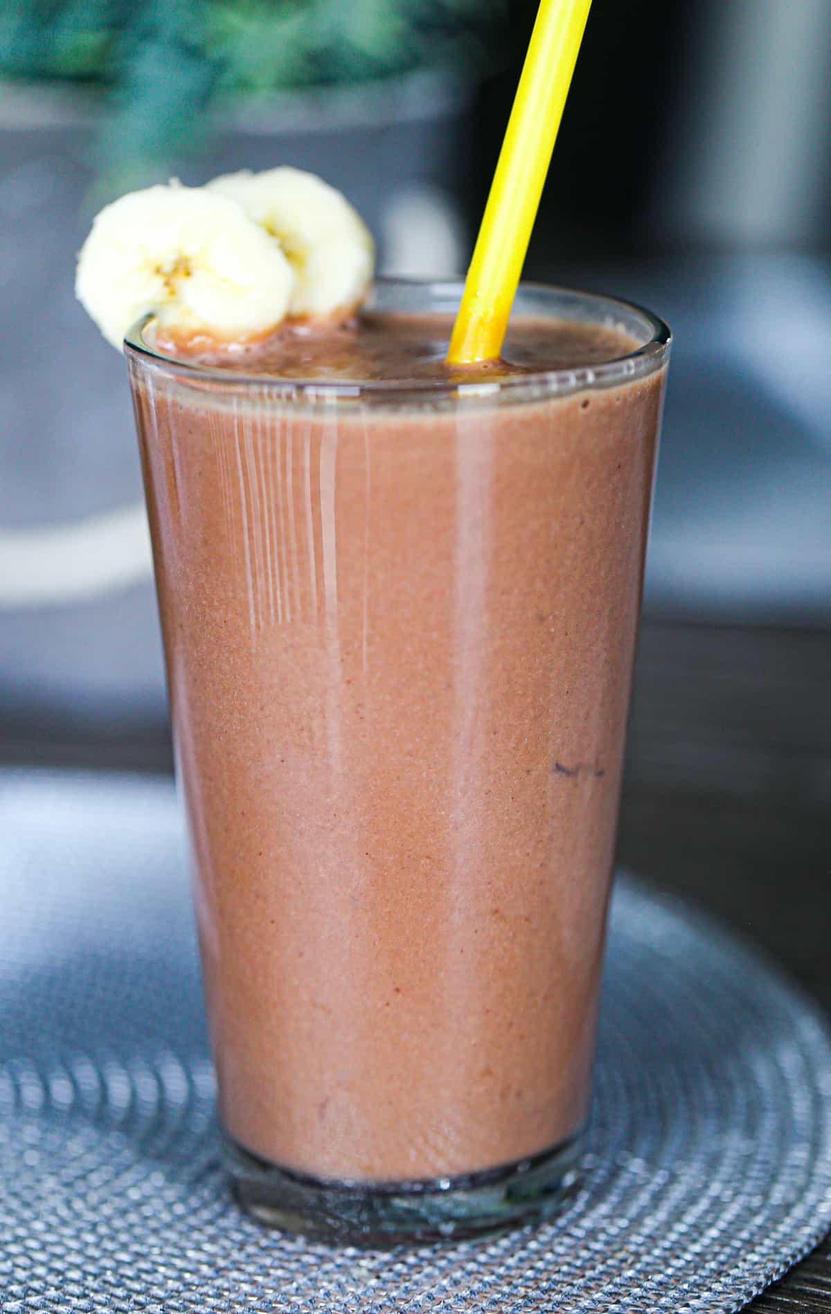 Chocolate Almond Butter Banana Breakfast Smoothie {GF & Dairy Free)