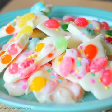 12 Hoppin' Easter Potluck Desserts {from the Blog} & Other Favs!