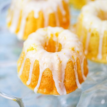 Mini Lemon Bundt Cakes