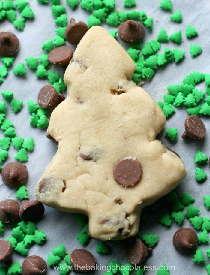 Peanut Butter Milk Chocolate Chip Shortbread Cookies! christmas recipe
