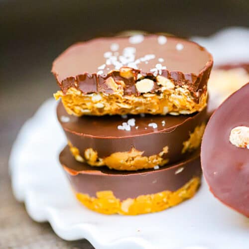No Bake Peanut Butter Oatmeal Cups