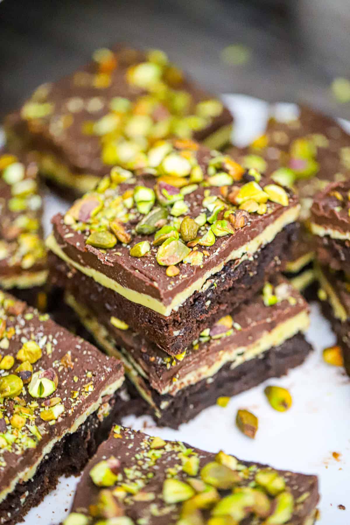 PISTACHIO BROWNIES