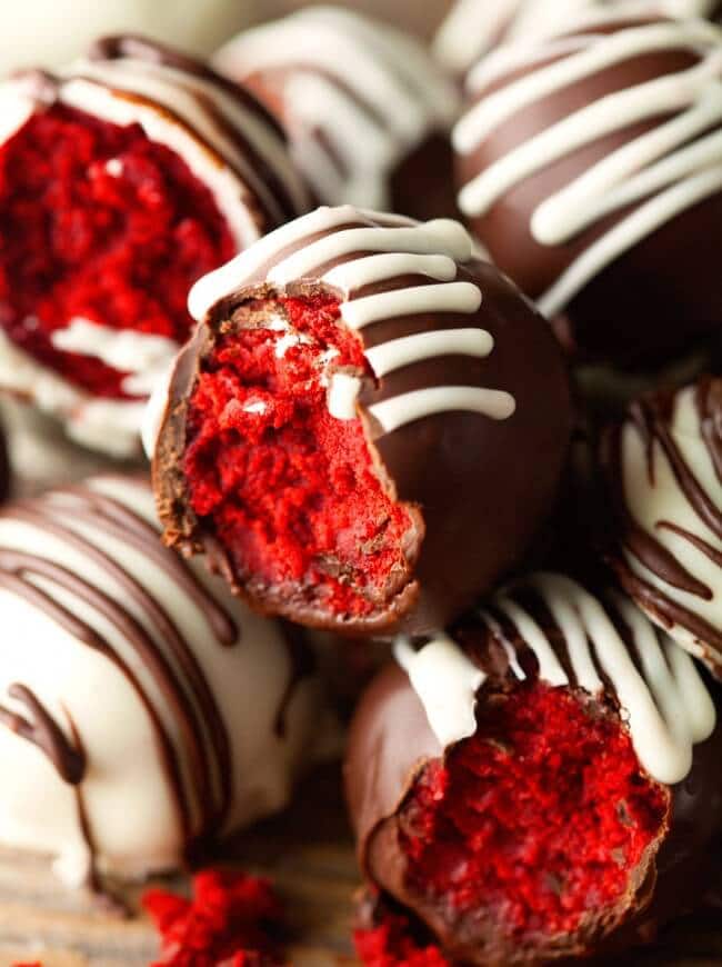 Red Velvet Cake Truffles @ Julies Eats and Treats