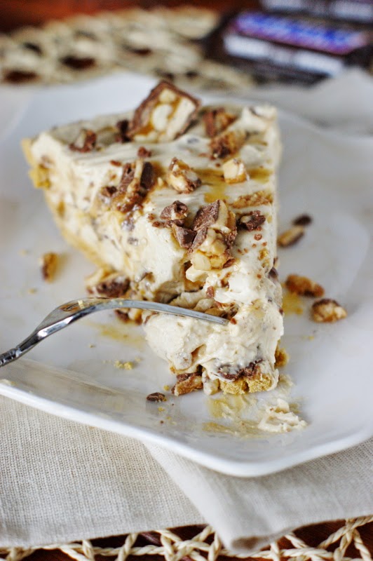No-Bake Snicker Bar Pie @ The Kitchen Is My Playground