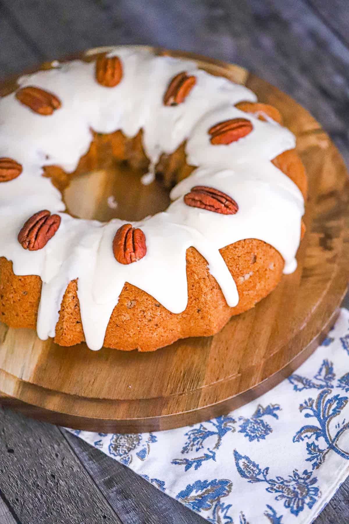 Apple Spice Bundt Cake with Vanilla Glaze