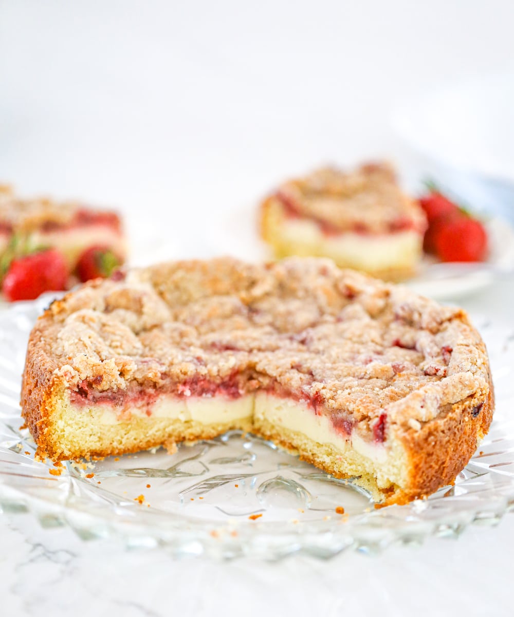strawberry cream cheese coffee cake