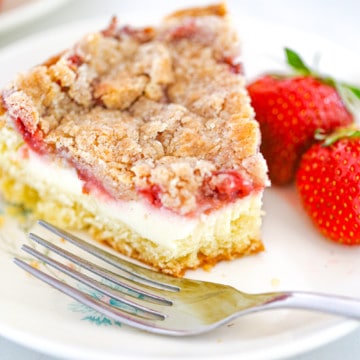 strawberry cream cheese coffee cake recipe