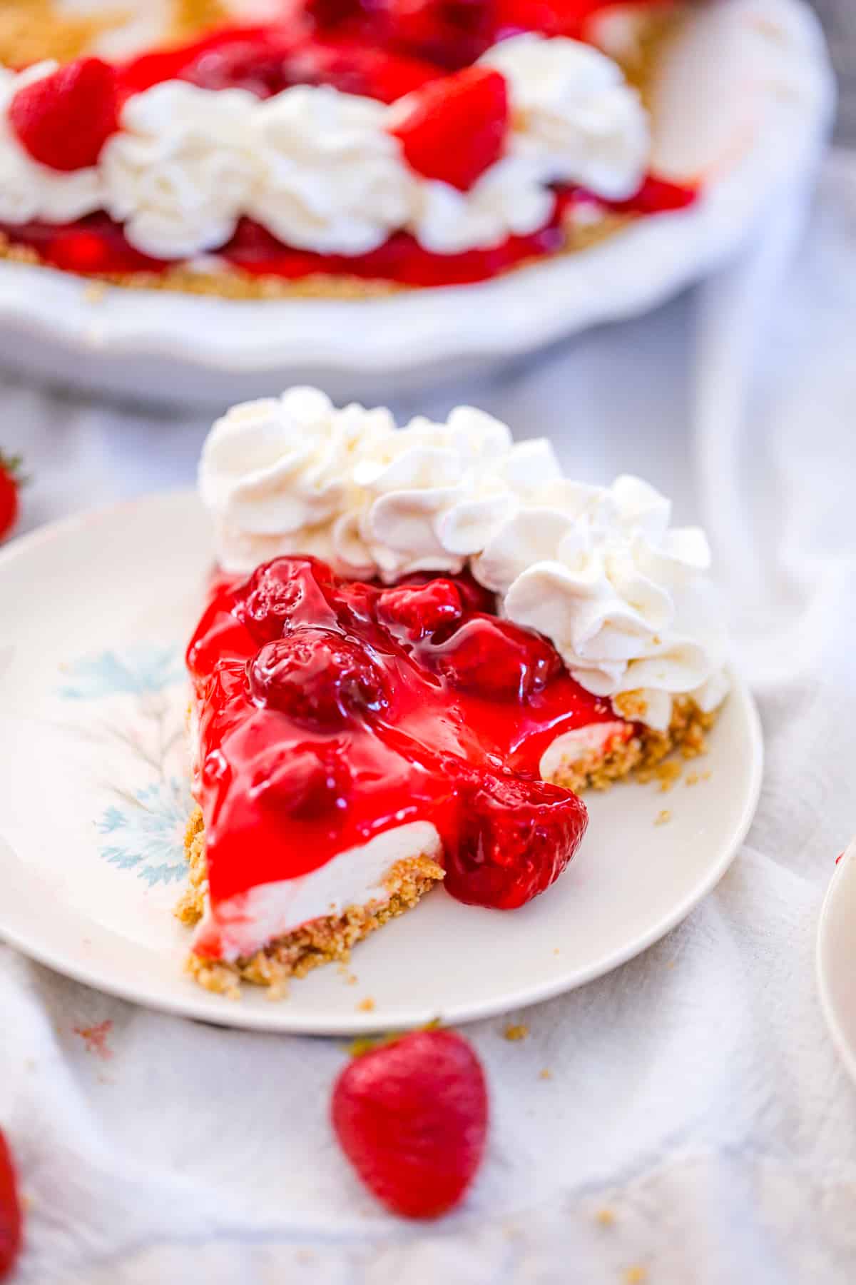 Easy Strawberry Cream Cheese Pie