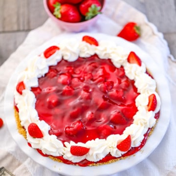 Easy Strawberry Cream Cheese Pie