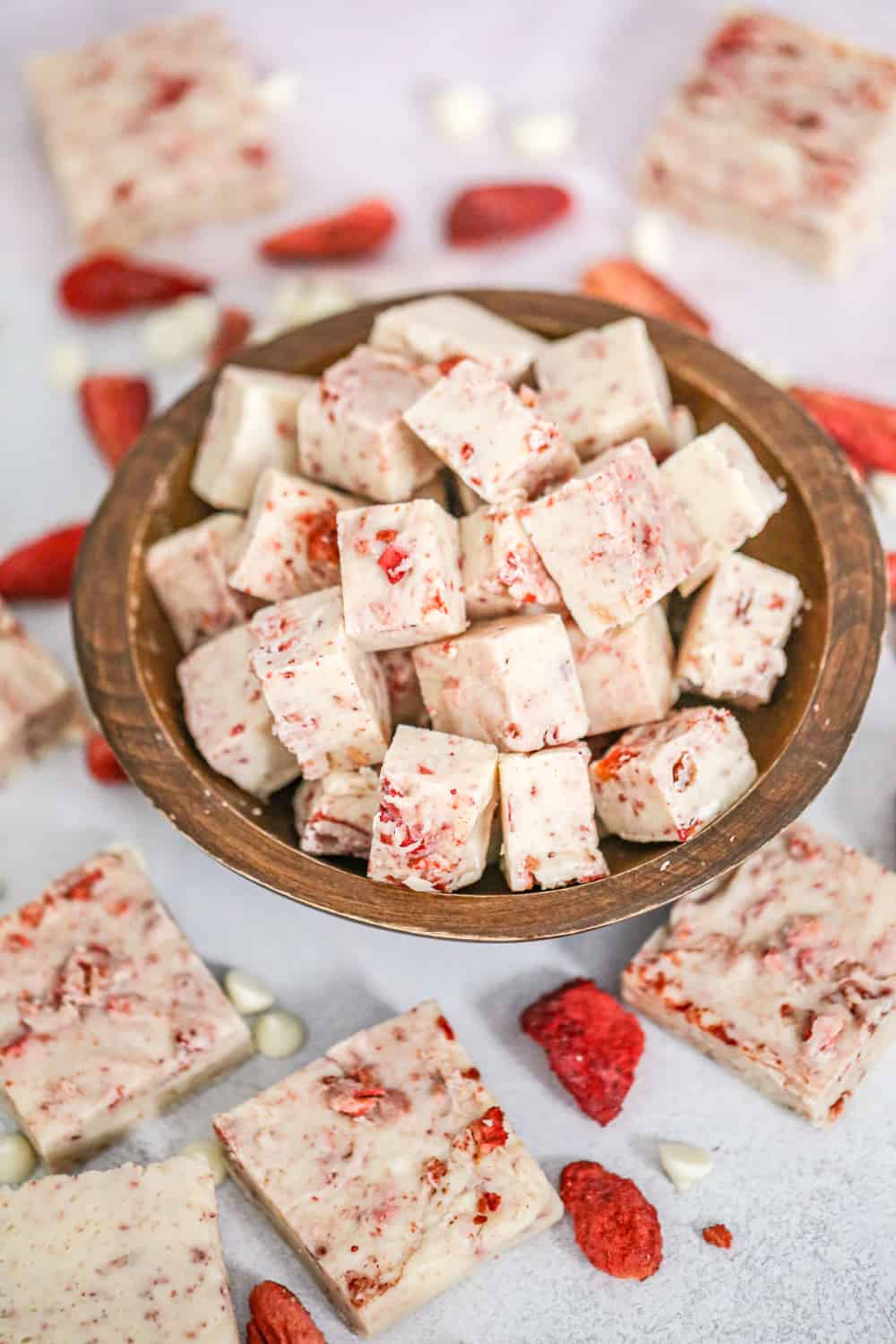 easy strawberry white chocolate fudge