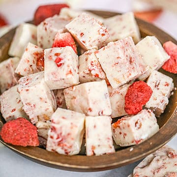 Easy Strawberry White Chocolate Fudge