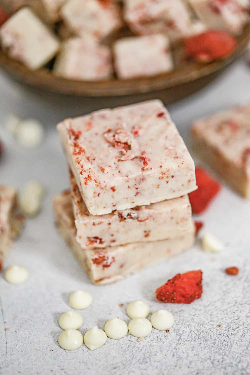 easy strawberry white chocolate fudge