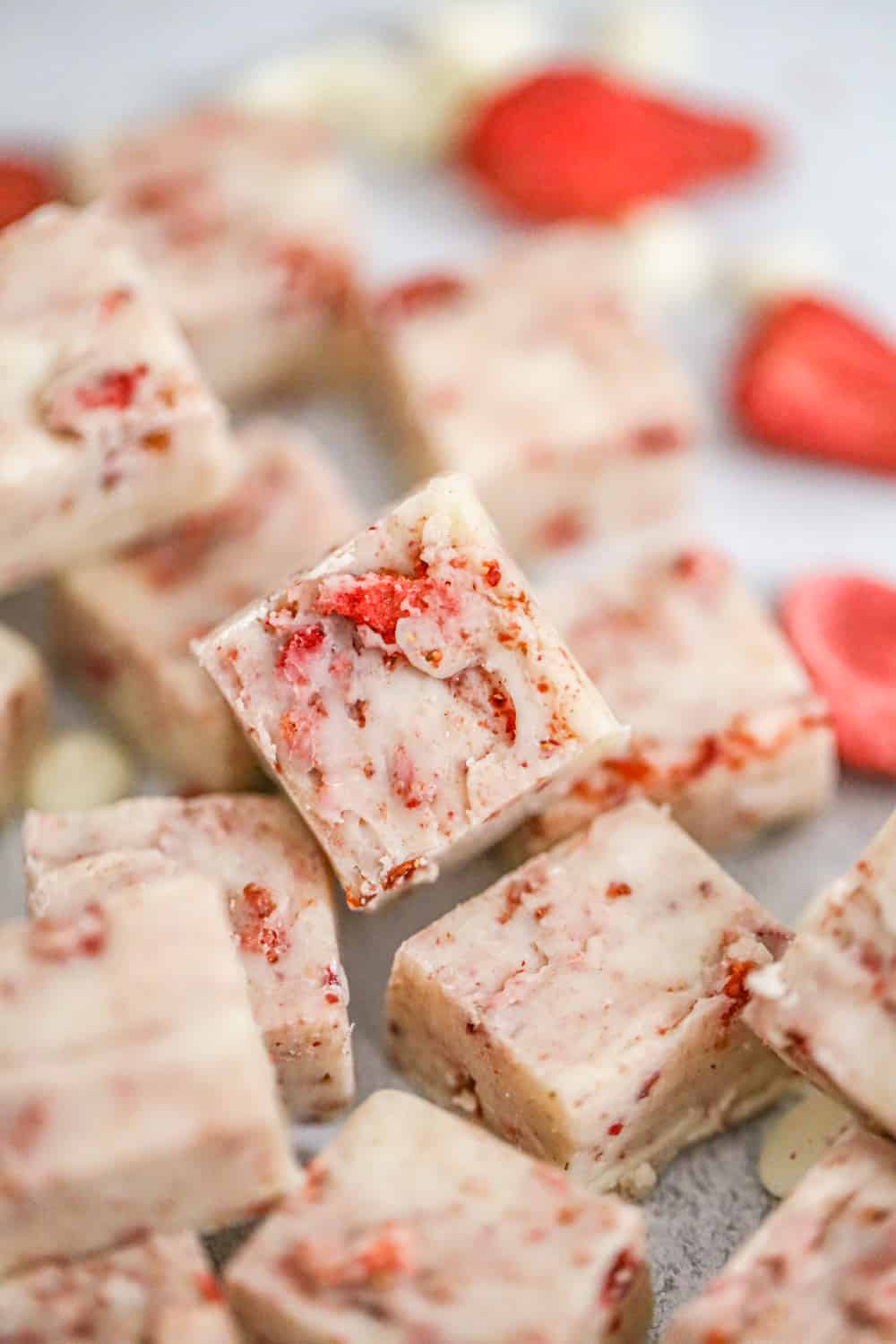 easy strawberry white chocolate fudge