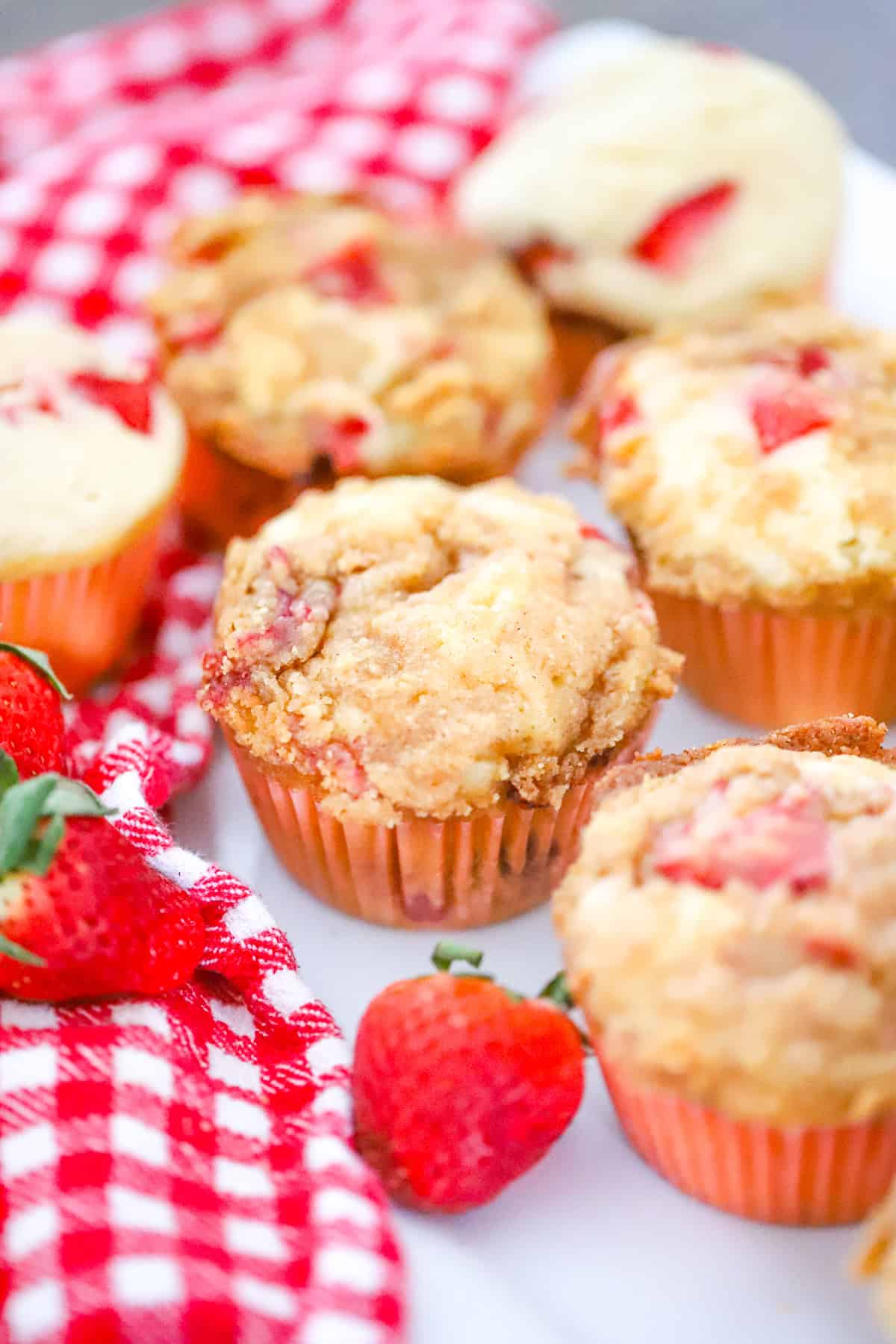 Strawberry Streusel Cobbler Muffins