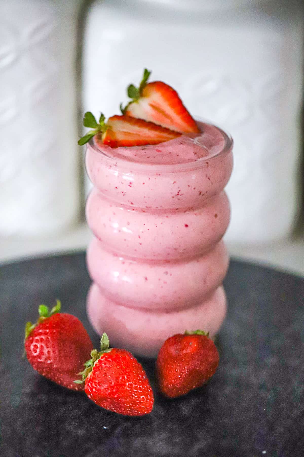 Strawberry Cottage Cheese Smoothie recipe healthy protein