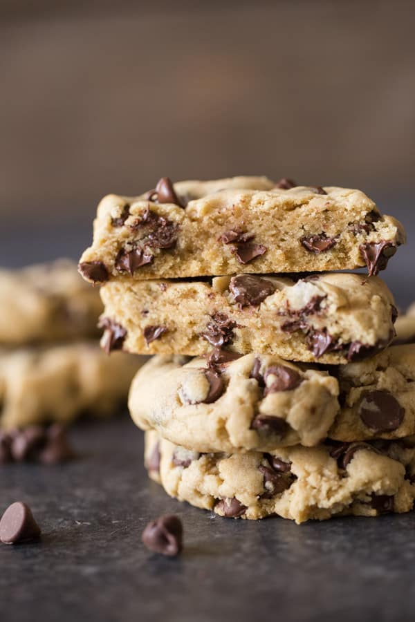 25 Rockin' Chocolate Chip Cookie Recipes (that are Freaking Awesome)